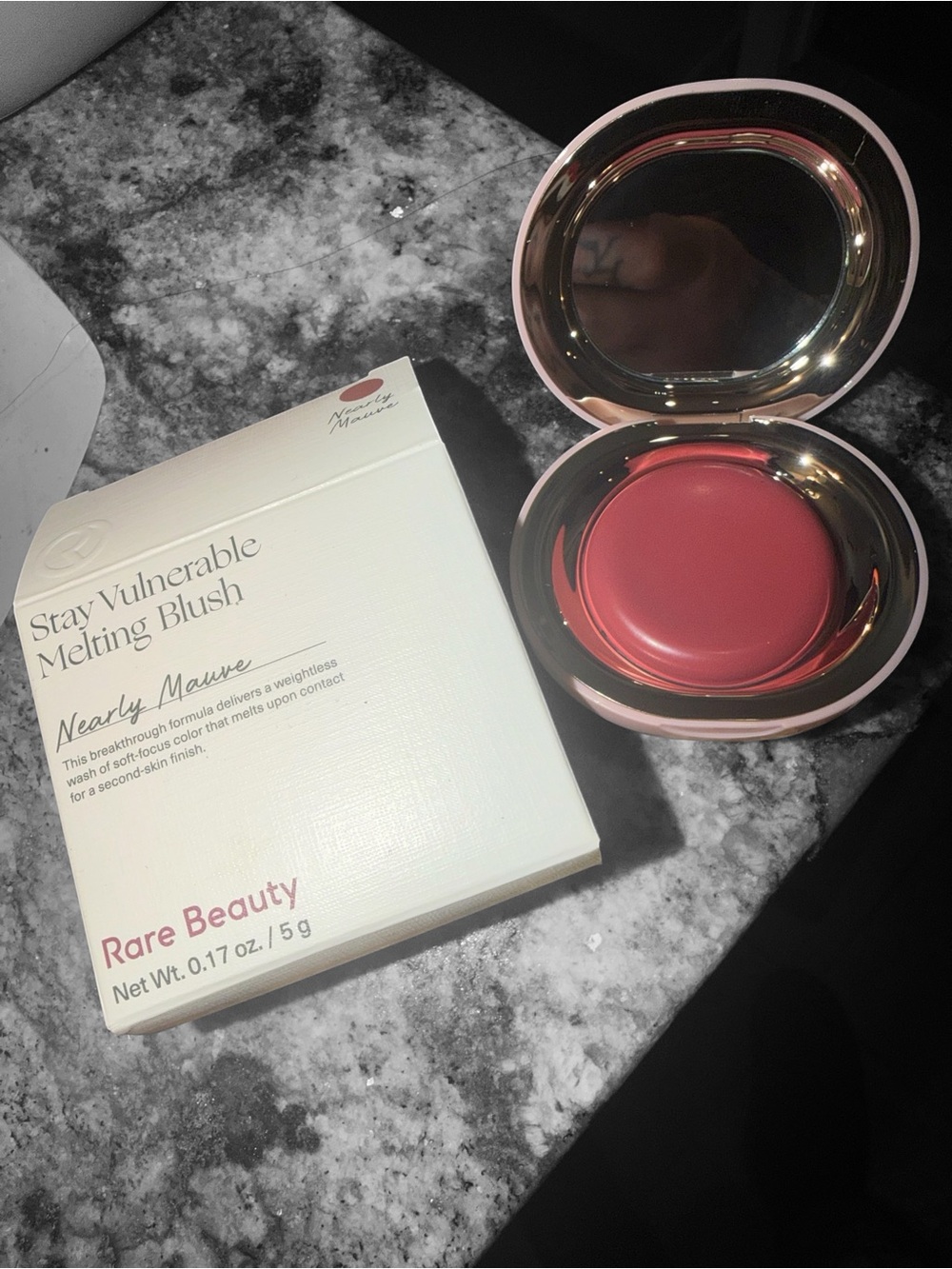 Rare Beauty Stay Vulnerable Melting Blush - Nearly Mauve (mauve pink)